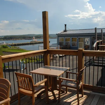 Harbourview Motel And Accommodations-3