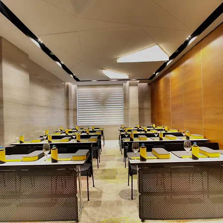 Radisson Bengaluru City Center-3