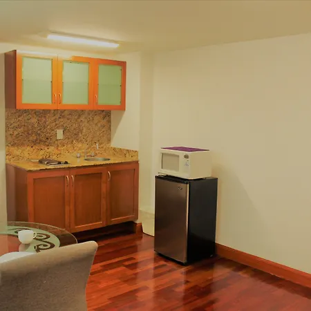 Condesa Suites-3