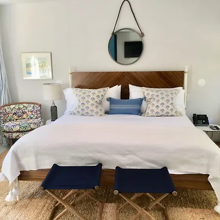A Room At The Beach-2