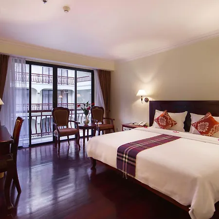 Smiling Deluxe Hotel-2