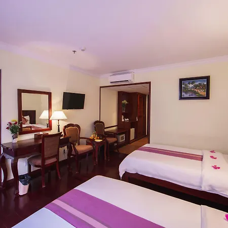 Smiling Deluxe Hotel-2