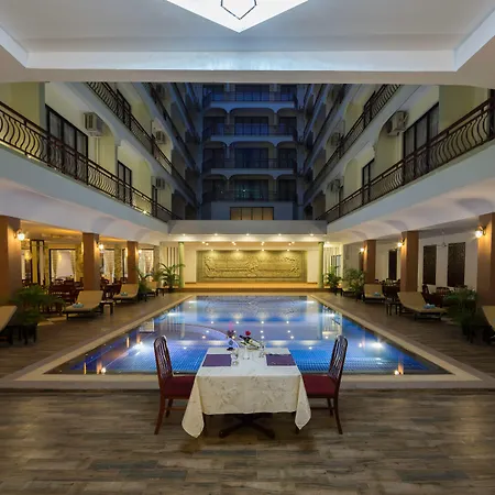 Smiling Deluxe Hotel-2
