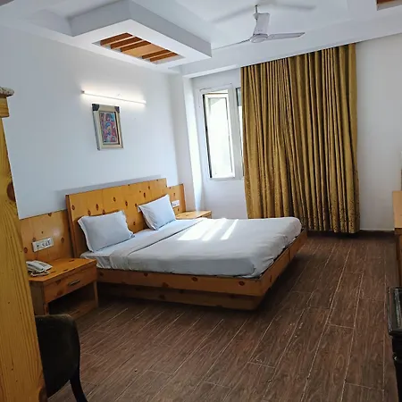 Hotel Tjs Grand-3