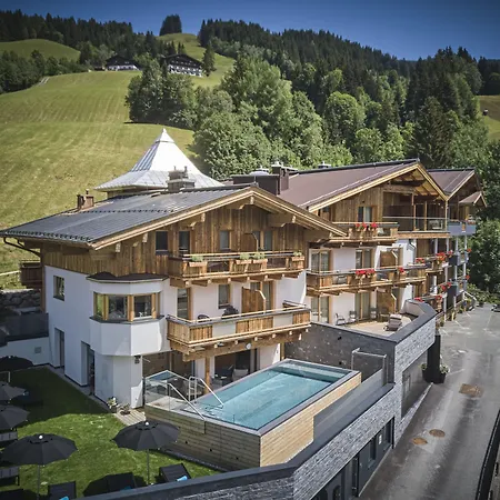 Hotel Astrid Mit Panoramapool & Inklusive Jokercard-3