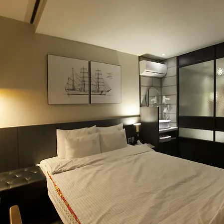 Hound Hotel Seomyeon-Beomcheon-3