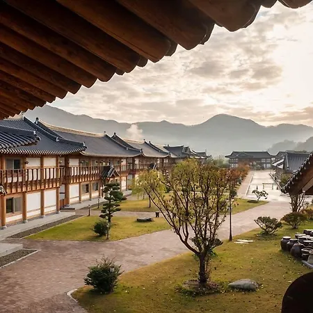 Jeonju Wangyijimil Hanok Hotel-2