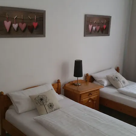 Hotel Am Stadion-2