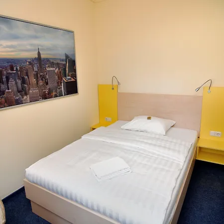 Best Deal Airporthotel Weeze-2