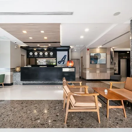 Adelphi Suites Bangkok-3
