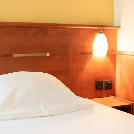 Brit Hotel Agen - L'Aquitaine-3