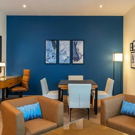Four Points By Sheraton Bur Dubai-2