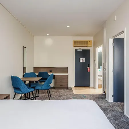 Heartland Hotel Auckland Airport-2