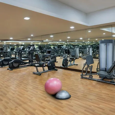 Courtyard By Marriott Mumbai International Airport-3