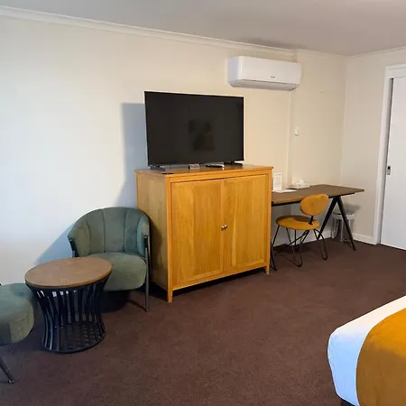 Mid City Motel Warrnambool-2