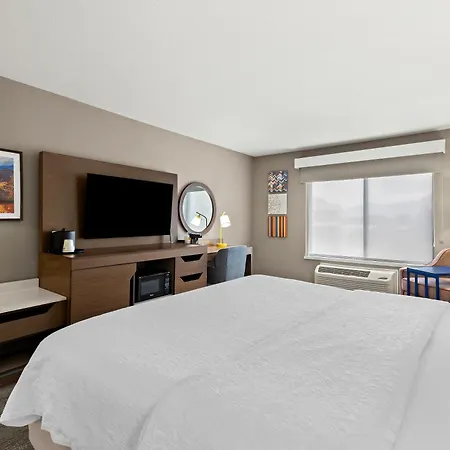 Hampton Inn Provo-3