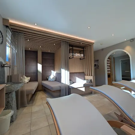 Hotel Garni Schoenblick-3