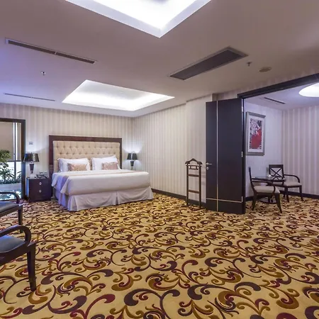 Wyndham Surabaya-2