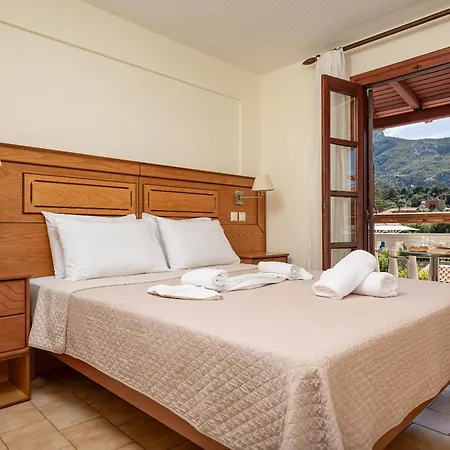 Hotel Athena-3