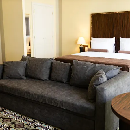 Grandezza Hotel Luxury Palace-3