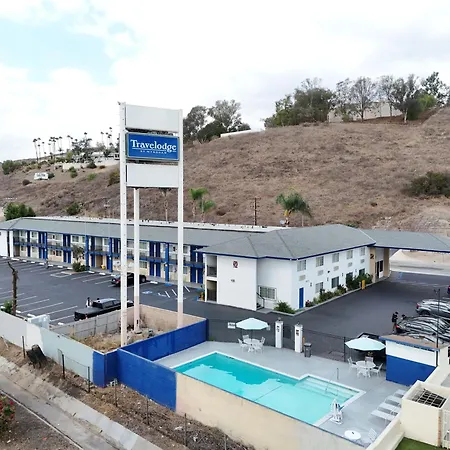 Travelodge By Wyndham Fairplex Pomona-3