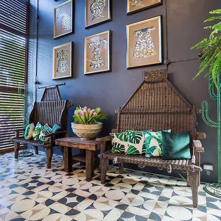 River Art Hotel-3