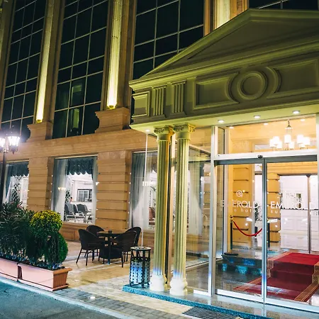 Emerald Suite Hotel-3