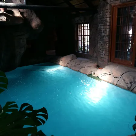 Pride Rock Accommodation-3