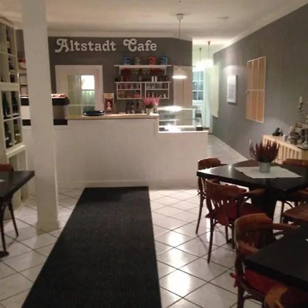 Altstadt Cafe-3