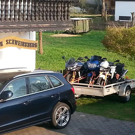 Pension und Ferienwohnungen Schweinsberg-3