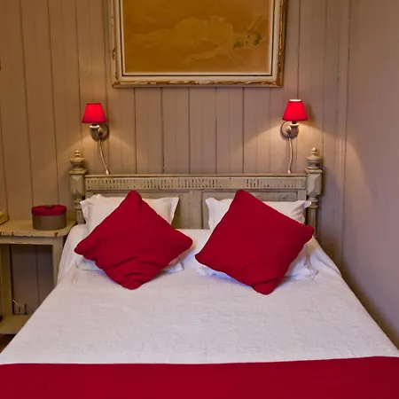 Hotel Des Pins-3