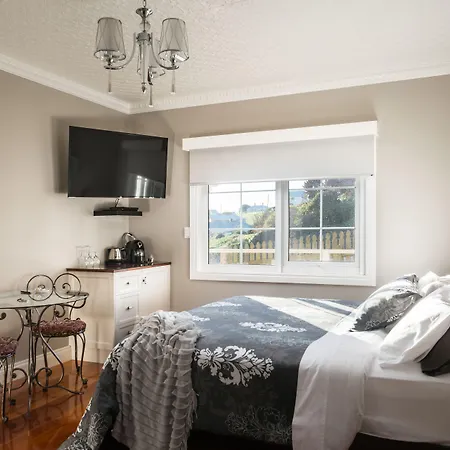 Noah'S Stanley Luxury Bed And Breakfast-3