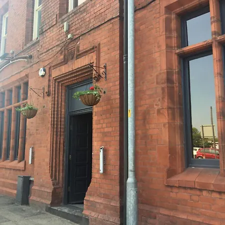 The Royal Hotel Crewe, A Brilliant Collection, Powered By Oyo-3