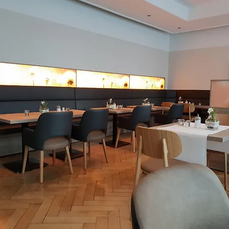 Akzent Hotel Bavaria Oldenburg-2