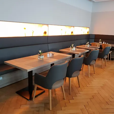 Akzent Hotel Bavaria Oldenburg-3