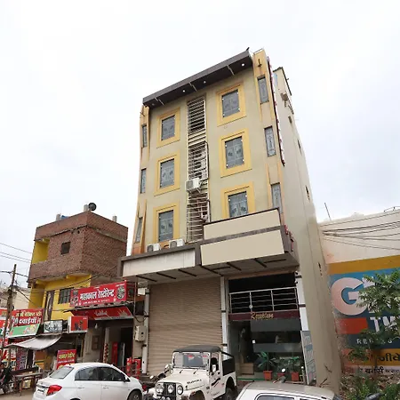 Oyo 8219 Hotel Manan-3