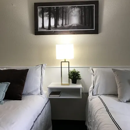 Western Lodge-2