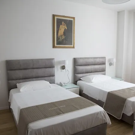 Boutique Hotel Enia-2