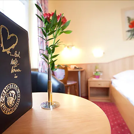 Hotel Zwei Mohren-3