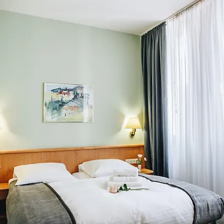 Hotel "Helle Mitte" Berlin-3