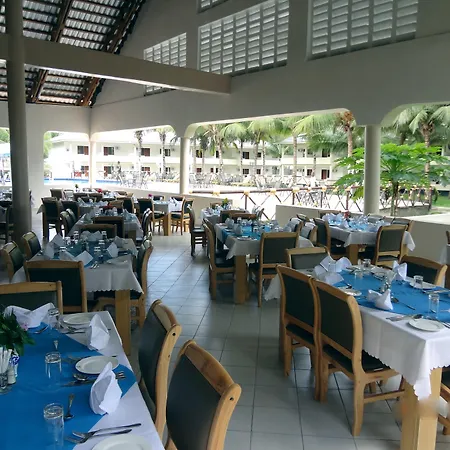 Oceanic Bay Hotel & Resort-2