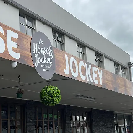 Horse And Jockey Inn-2