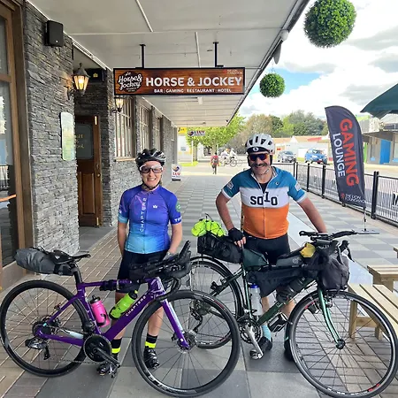 Horse And Jockey Inn-3