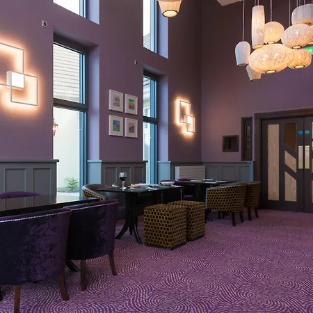 Longcourt House Hotel-2