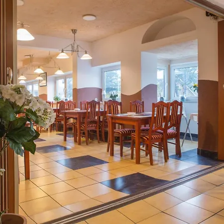 Hotel Nordig Free Parking-3