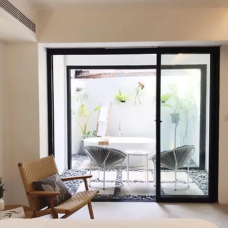 Lloyd'S Inn Bali-2