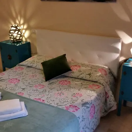 Gira Guest House-3