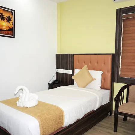 Hotel Kochi Crown-2