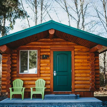 Port Hardy Cabins-2