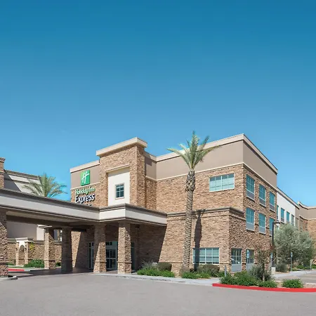 Holiday Inn Express & Suites - Gilbert - East Mesa By Ihg-2
